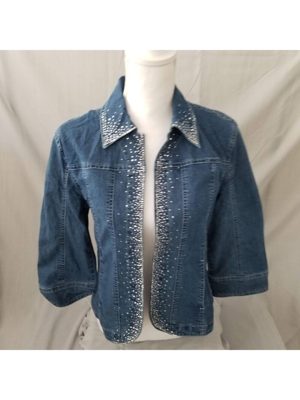 Lady Noiz Embellished Denim Jacket With Rhinestone Cross On Back Medium Wash Siz